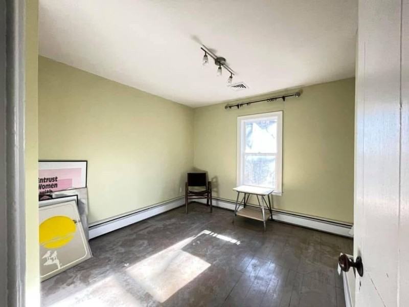 18 Popletown Rd - Photo 3 of 9