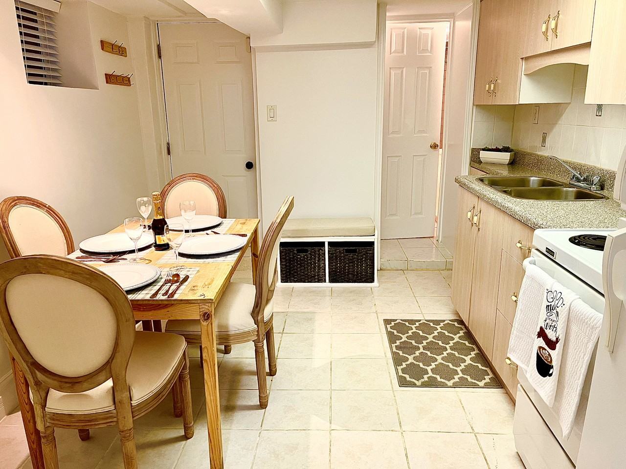 56 St Clair Gdns - Photo 2 of 9