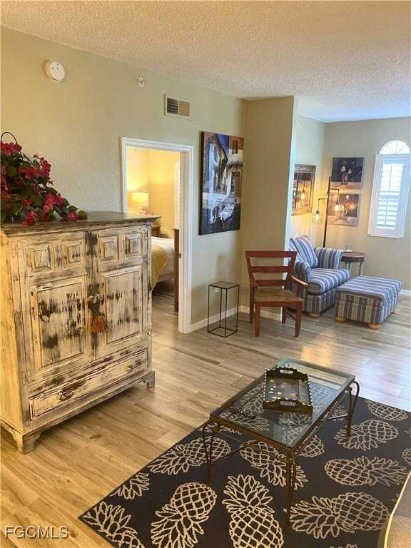 15585 Ocean Walk Cir Apt 302 #302 - Photo 4 of 33