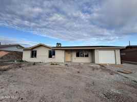 featured image of 2633 Dunoon Dr