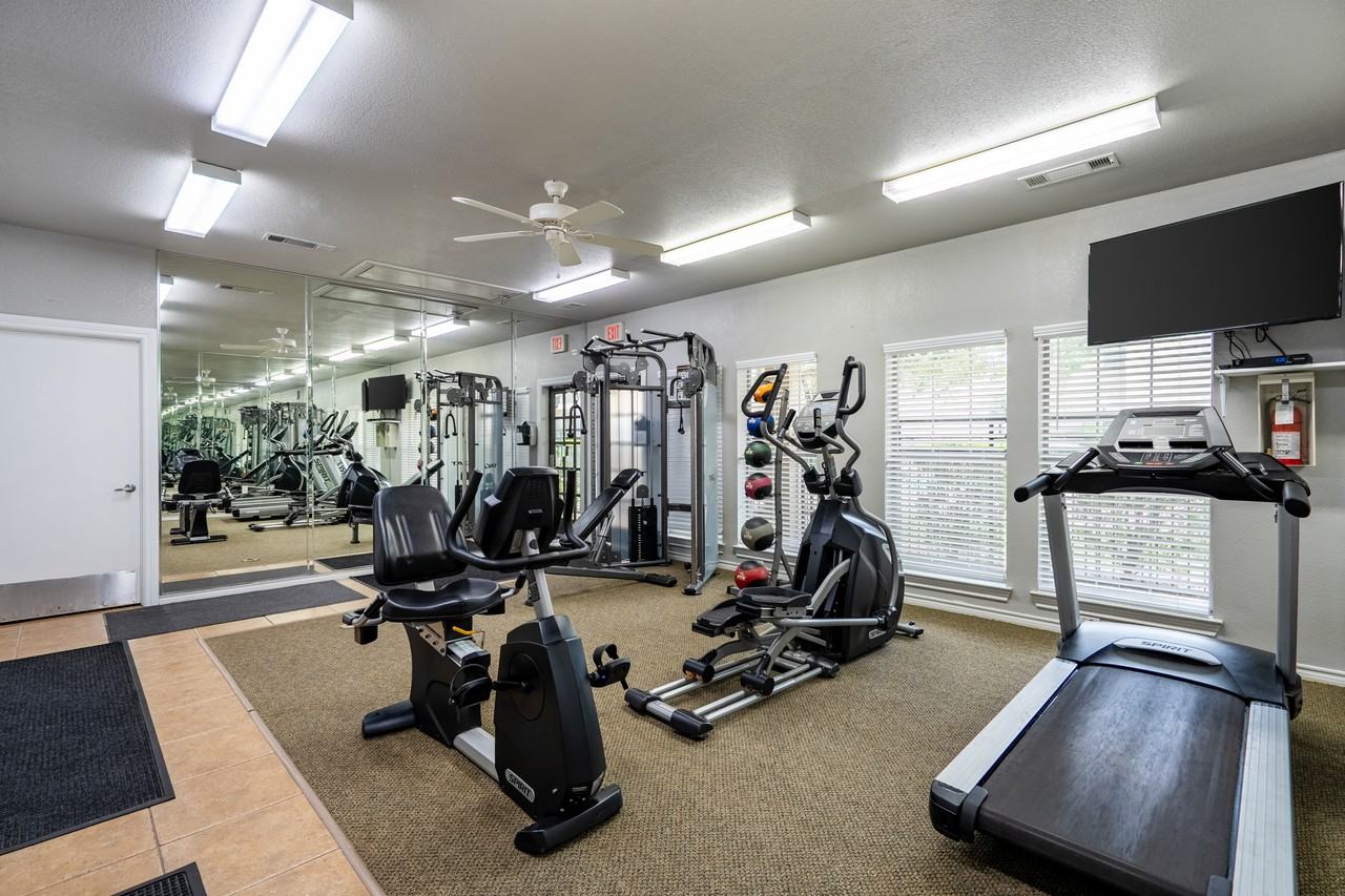 The Lodge at Lost Pines - Photo 6 of 145