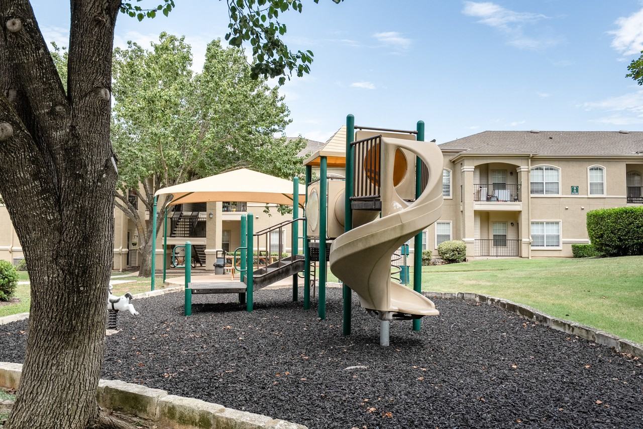 The Lodge at Lost Pines - Photo 7 of 145