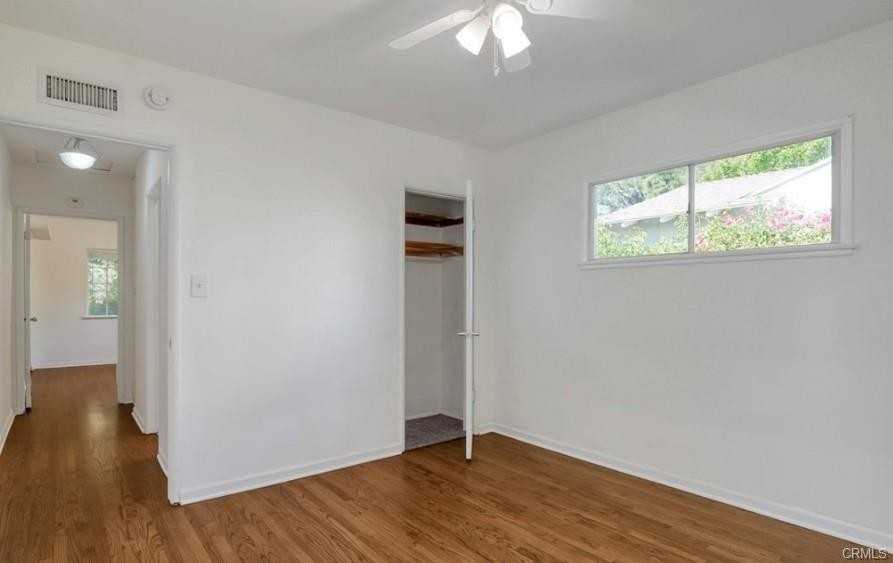 17556 Tribune St - Photo 3 of 8