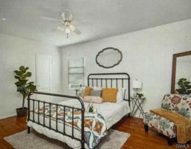 5807 E 2nd St - Photo 3 of 8