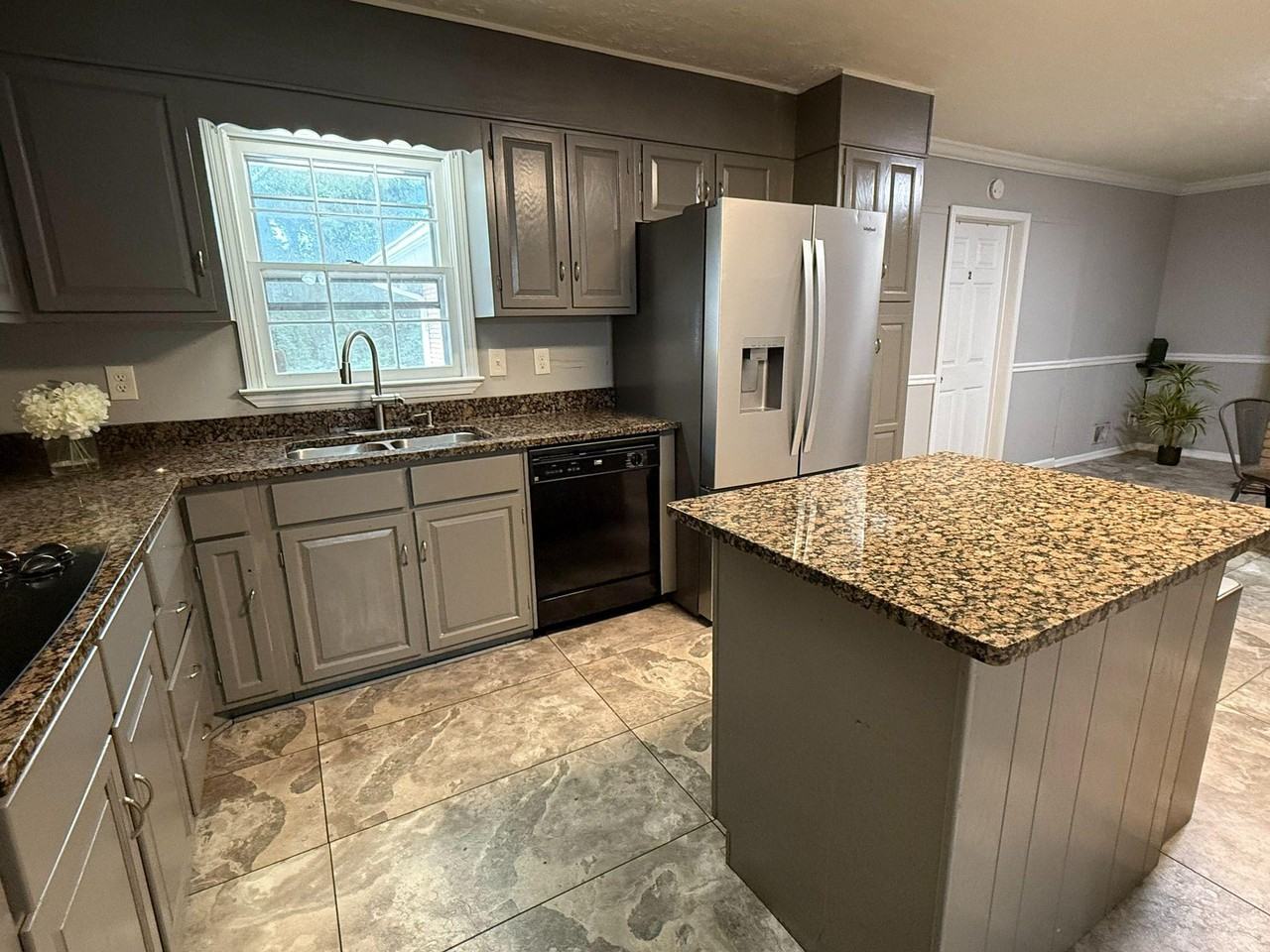 Laverte Cir Sw - Photo 2 of 14