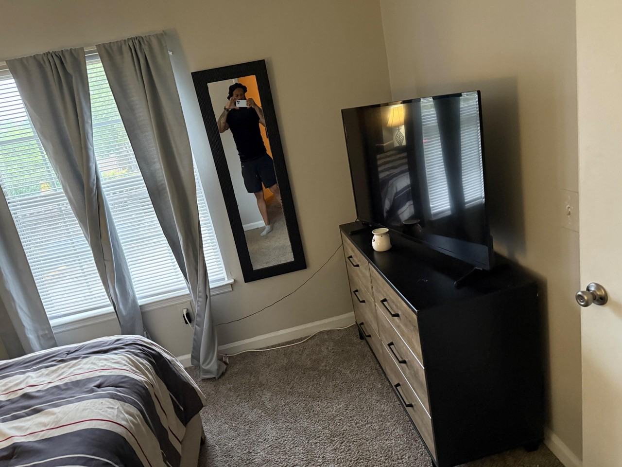 Meadowood Circle - Photo 6 of 7