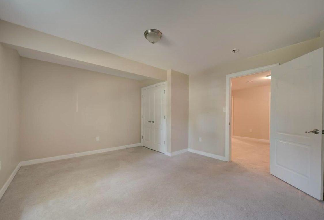 18413 Cedar Dr - Photo 7 of 20