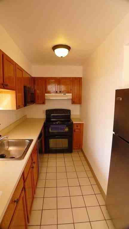 60 Gibson St - Photo 6 of 13