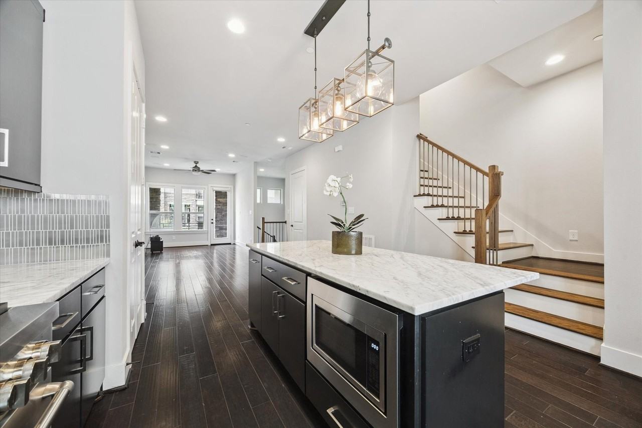 2648 Fountain Key Blvd - Photo 5 of 23