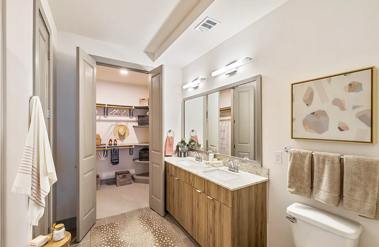 1317 Post Oak Park Drive #321 - Photo 4 of 10