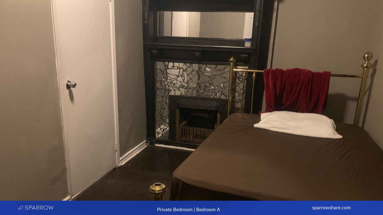 222 Wentworth Street North - Photo 2 of 8