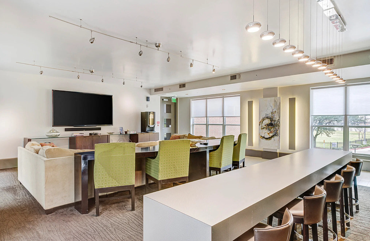 1875 Post Oak Park Drive #1833 - Photo 5 of 9