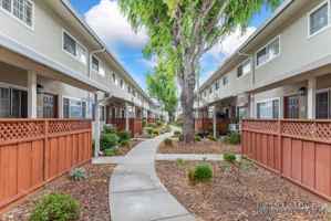 featured image of 680 Fargo Ave #5