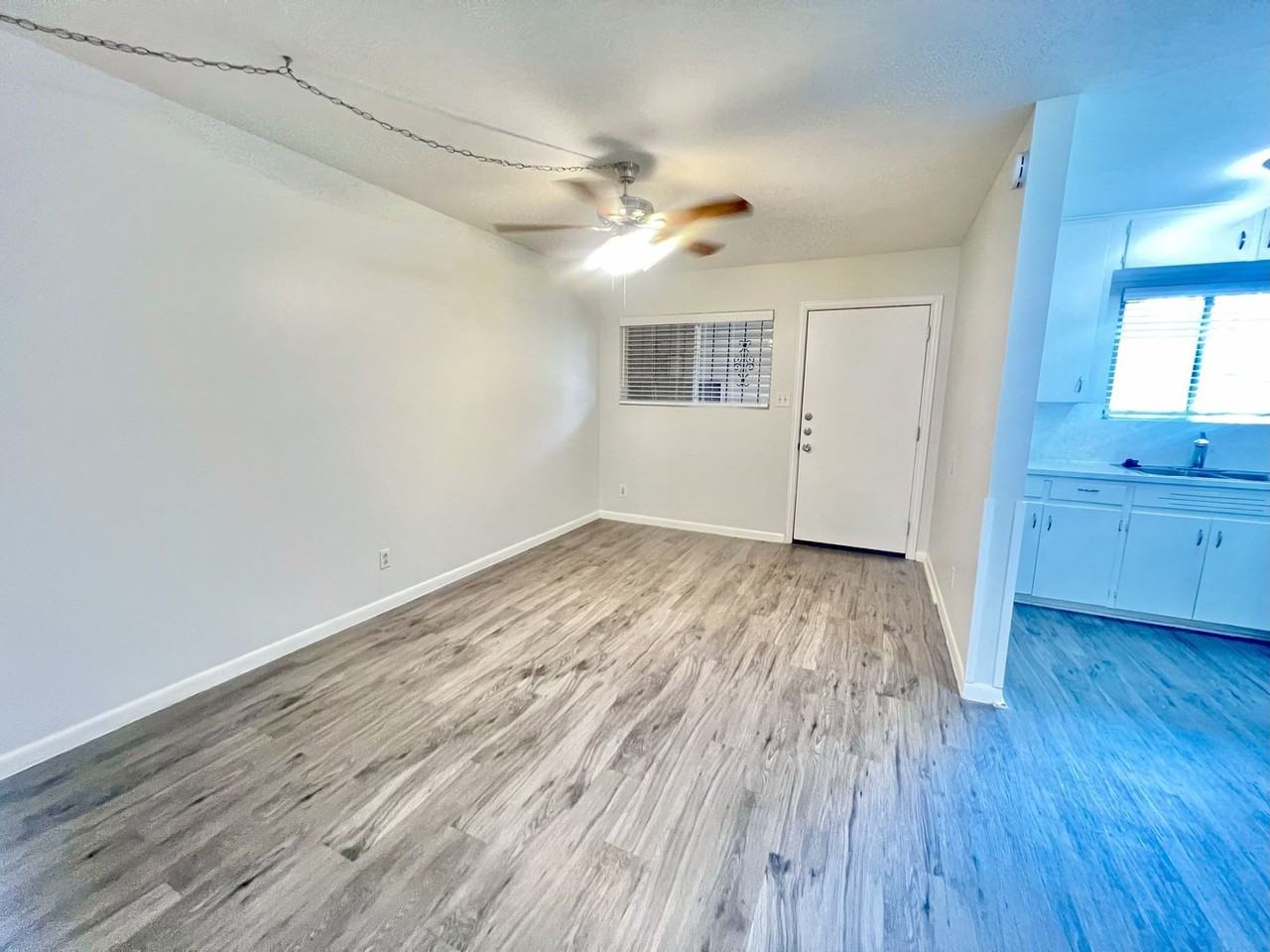 Tower View Apartments - Photo 4 of 8