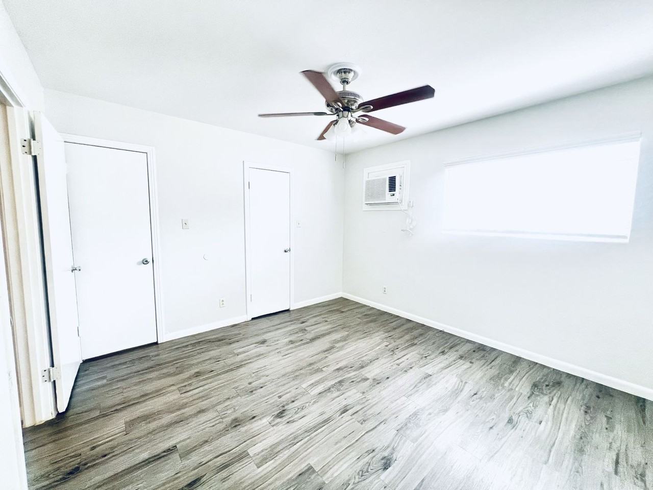 Tower View Apartments - Photo 5 of 8