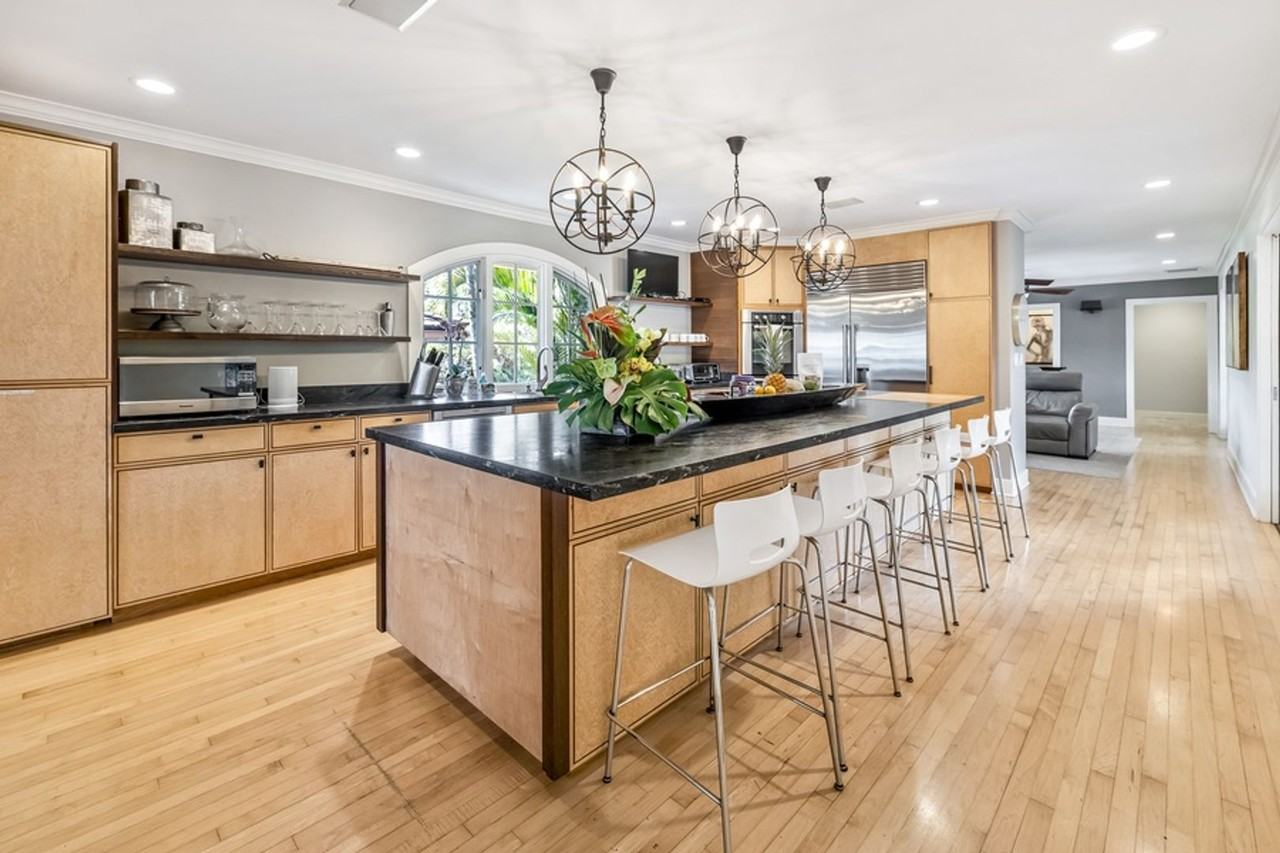 5687 Kalanianaole Hwy - Photo 4 of 50