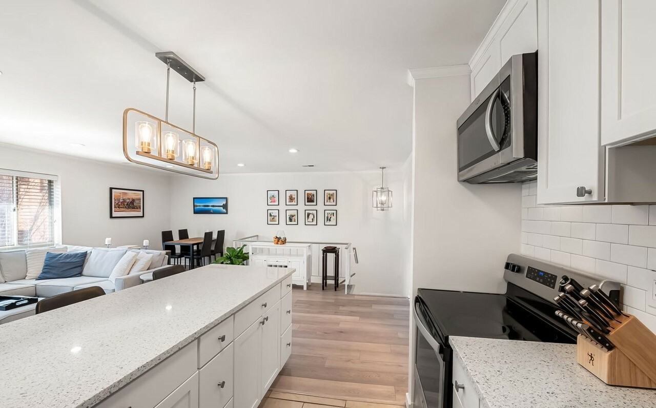 120 W Barre St - Photo 6 of 10