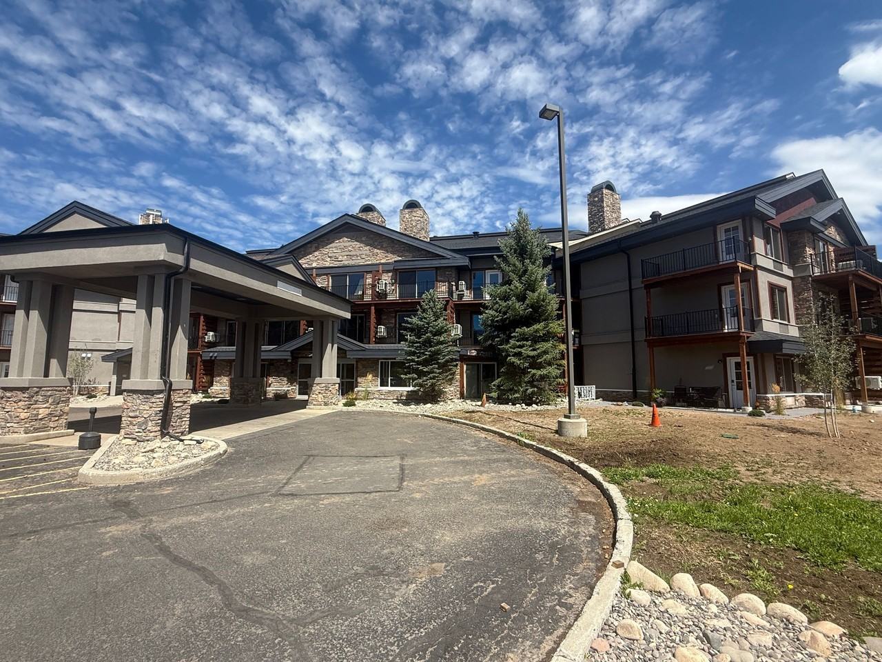 Storm Peak Apartments - Photo 4 of 44