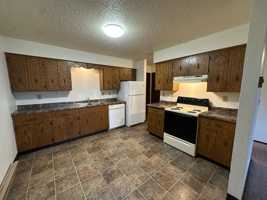 featured image of 1112 Westrac Dr S