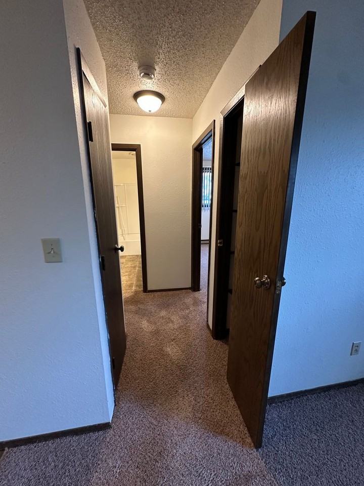 Westrac - Photo 4 of 17