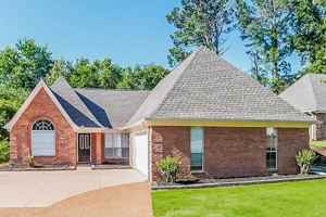featured image of 1163 Carriage Dr S