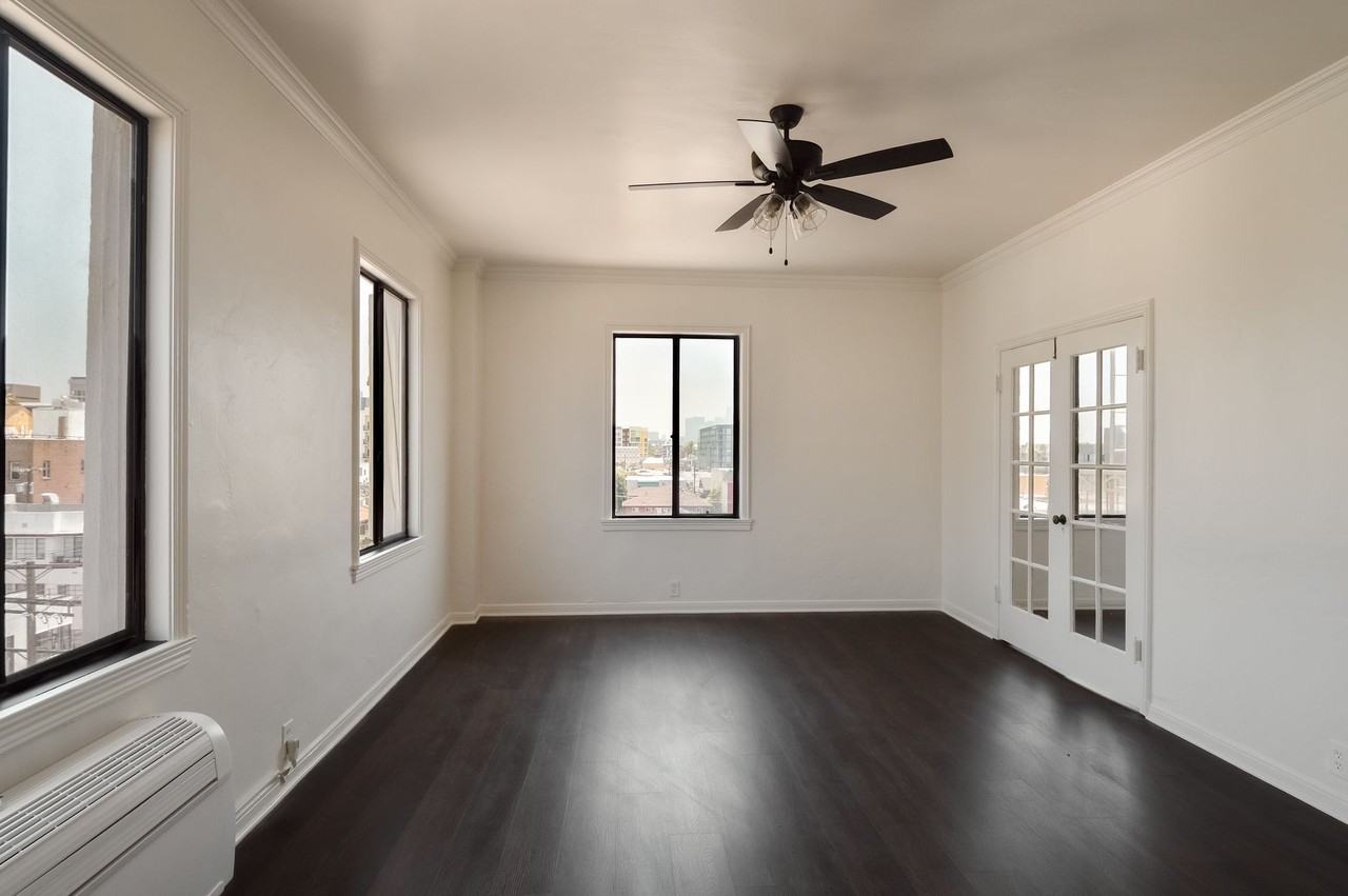 Astor Arms - Photo 5 of 35