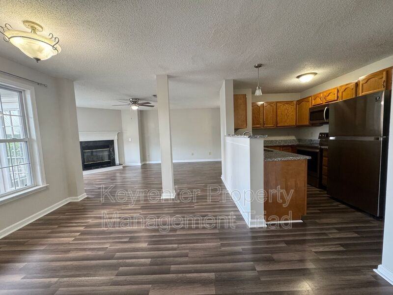 3646 Morris Farm Dr #2C - Photo 5 of 20