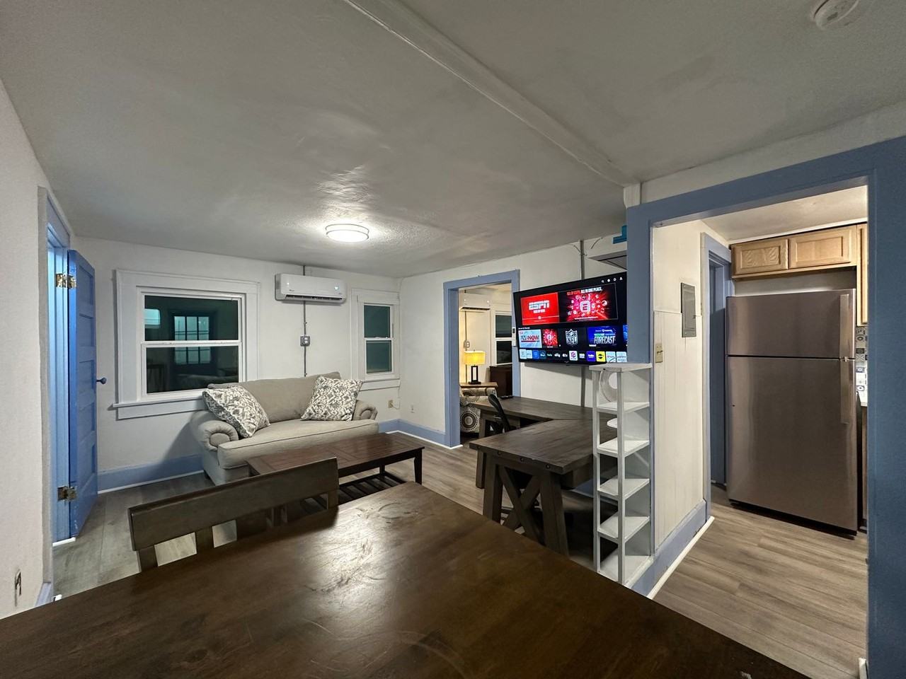 1004 Baylor Street #B - Photo 2 of 14