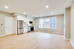 Define Glover - Photo 1 of 1