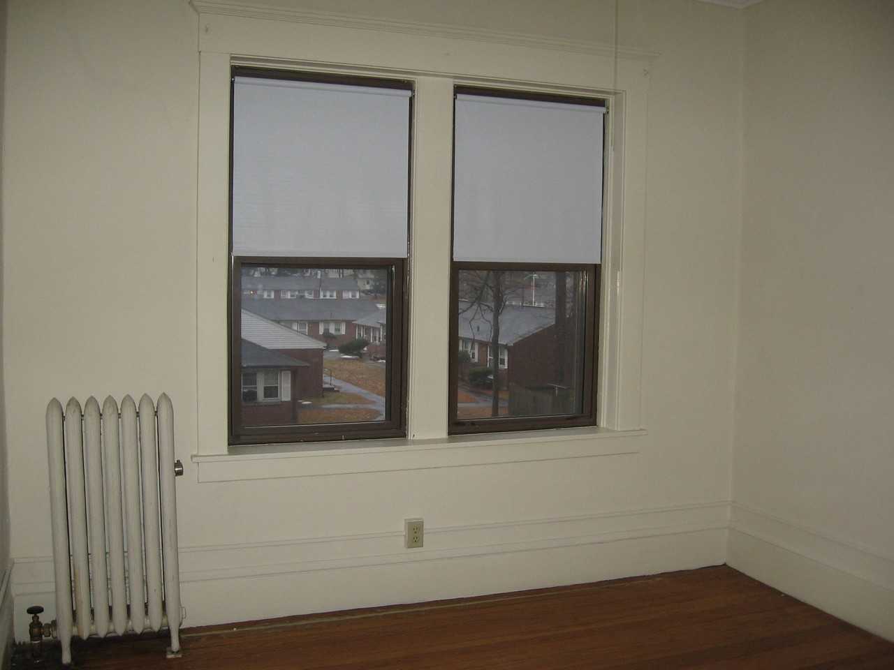 Cliftwood/Dickinson - Photo 2 of 16