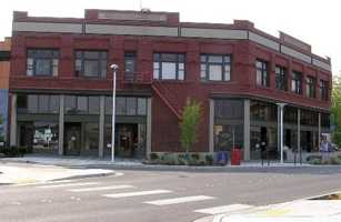 featured image of 1304 Bay St #8