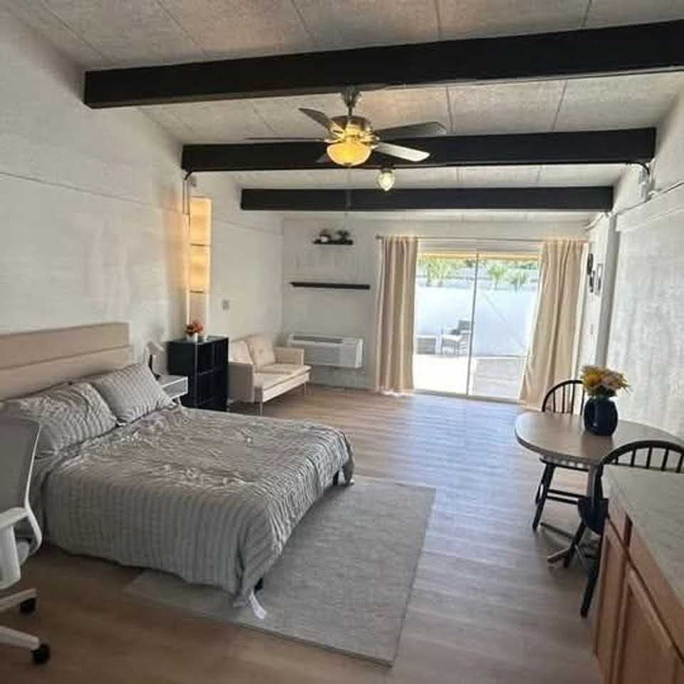 La Provence Studios - Photo 2 of 6