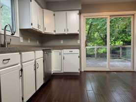 3405 Brookview Dr - Photo 1 of 1