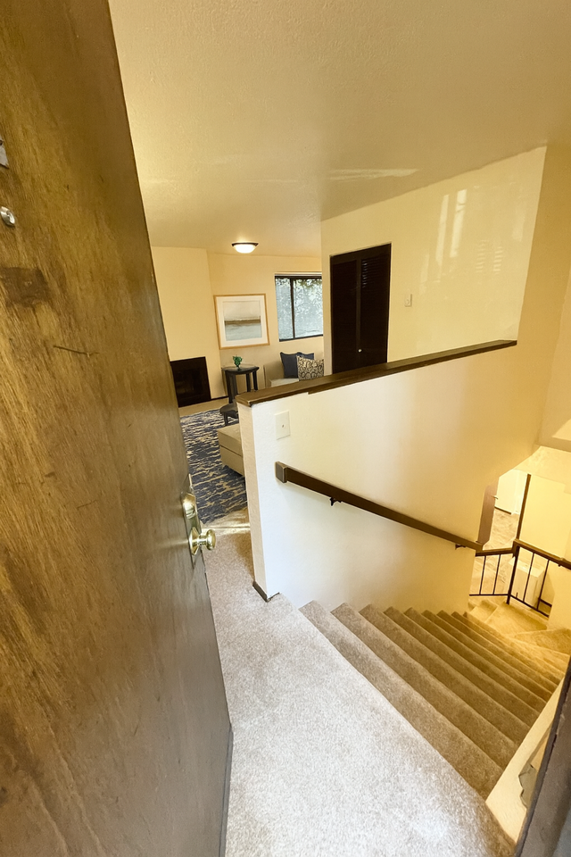 Barclay Apartments, LLC - Photo 7 of 32