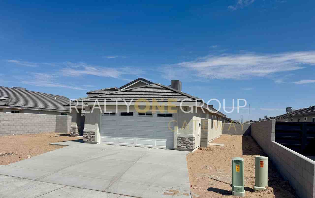 3850 3850 E Santa Sophia St - Photo 2 of 33