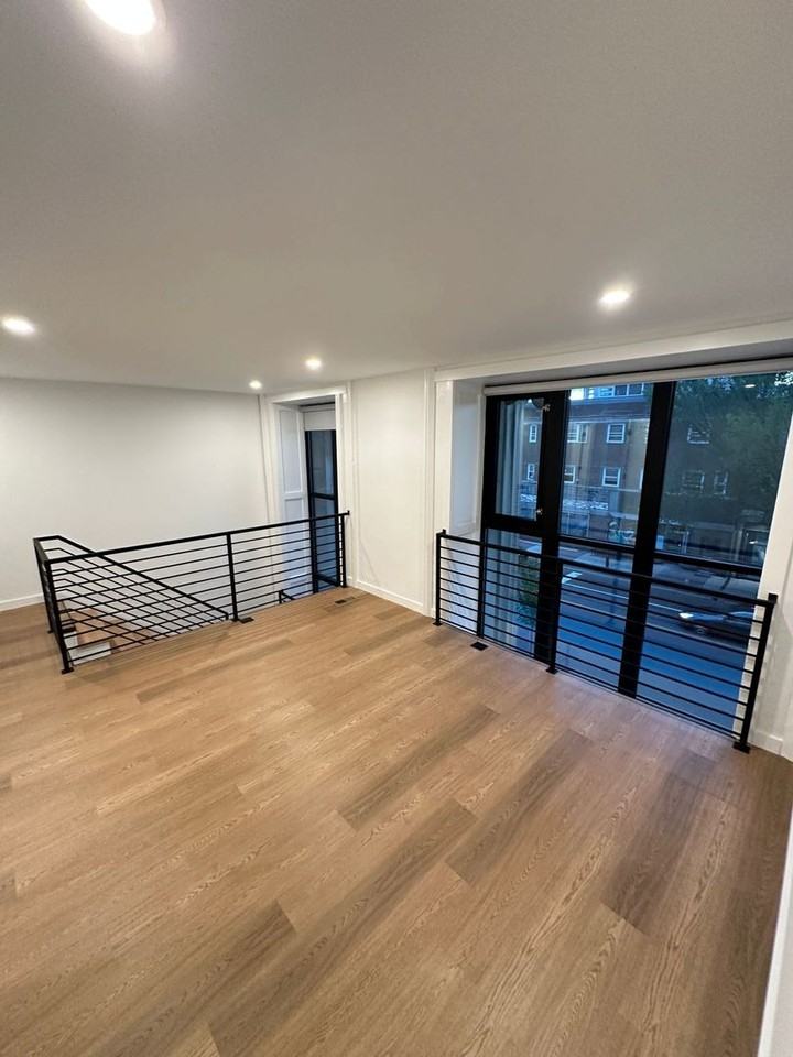 400 York Rd #207 - Photo 4 of 9