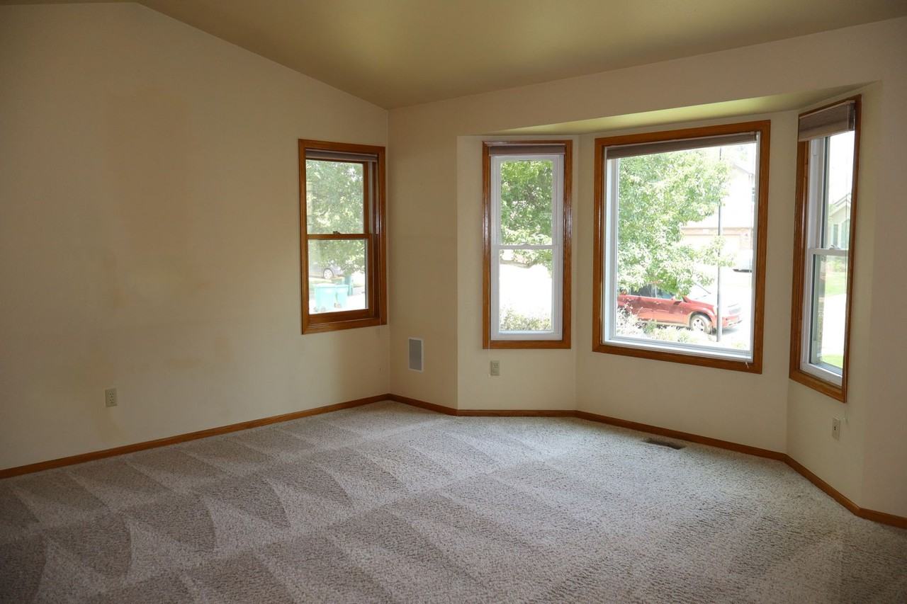5319 Fairway 6 Dr - Photo 3 of 28