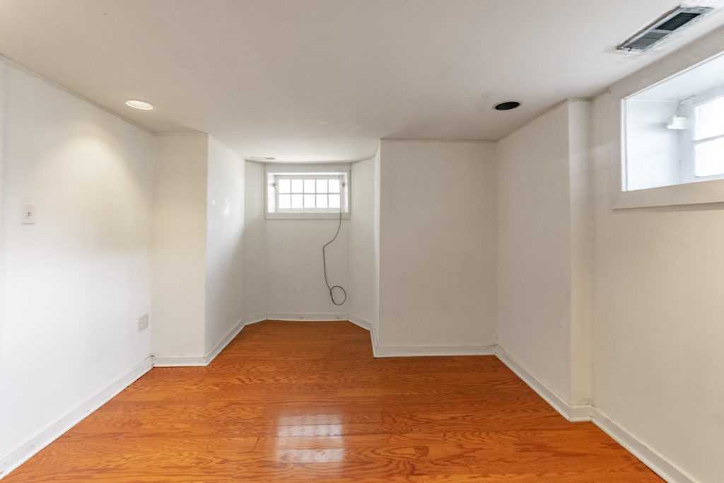 3512 Lancaster Ave #2 - Photo 3 of 11