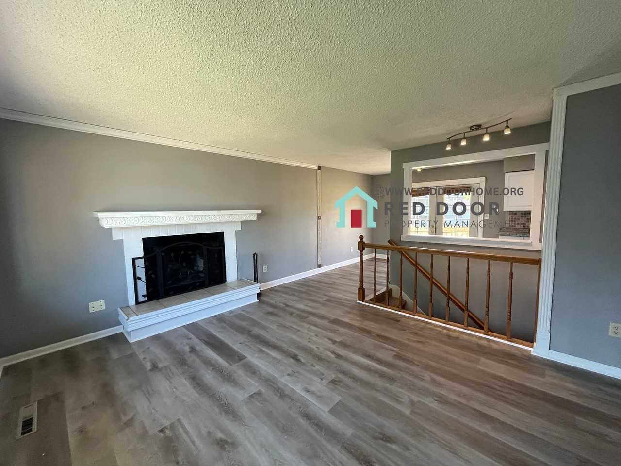 5101 Silverwood Ct - Photo 3 of 17
