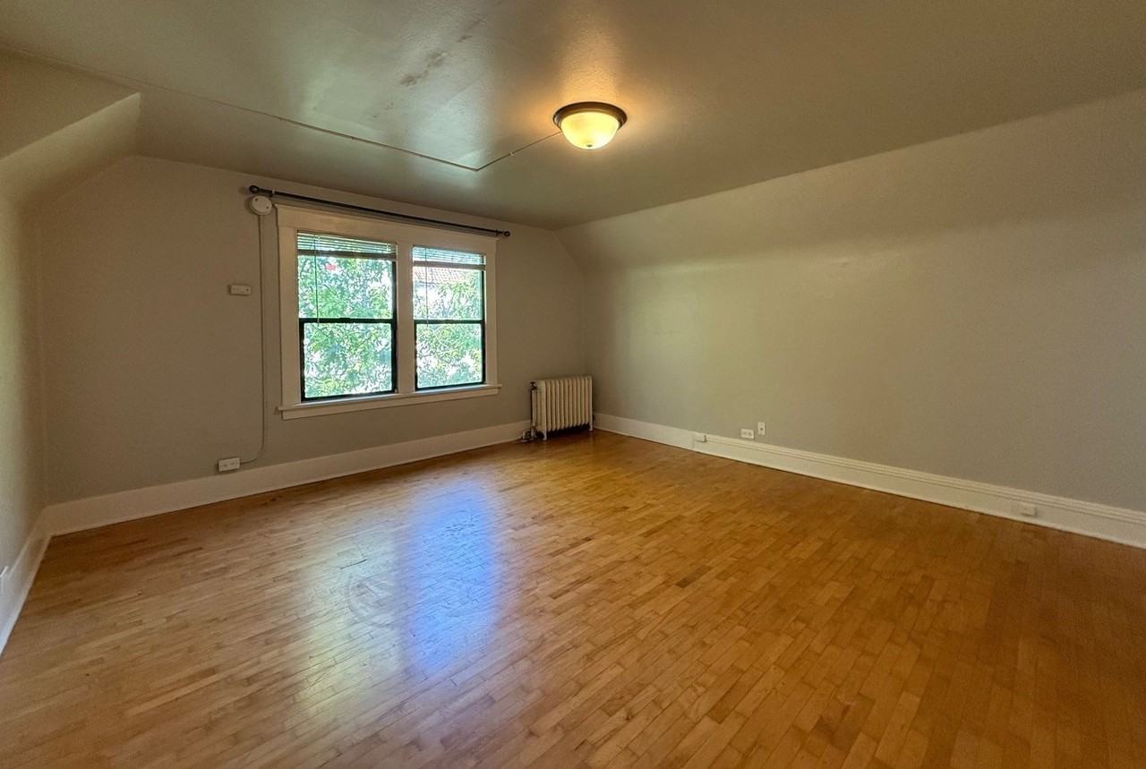 Webster Apartments - Photo 3 of 11