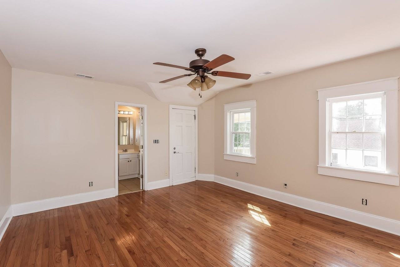 59 Bull St - Photo 4 of 19