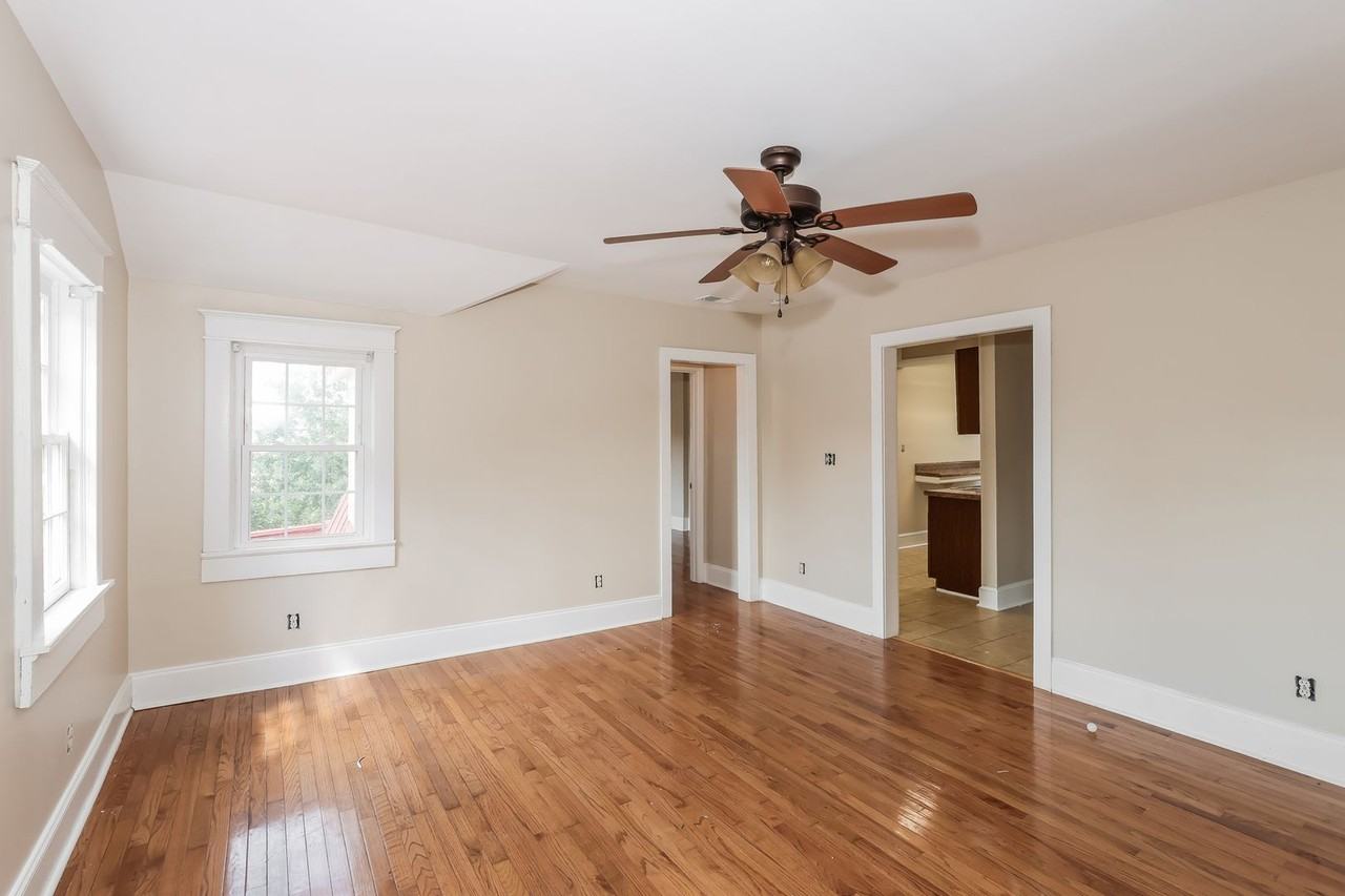 59 Bull St - Photo 6 of 19