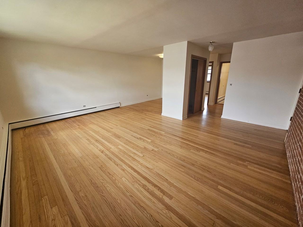 2725 Central St - Photo 3 of 12