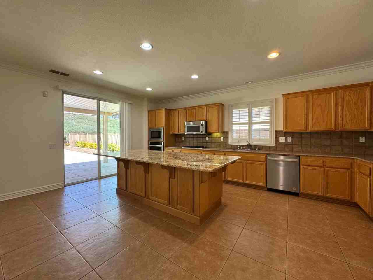 32341 Rock Rose Dr - Photo 7 of 35