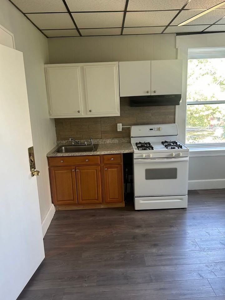 426 Fletcher St - Photo 5 of 5
