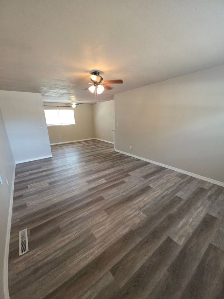 1708 S Detroit Ave - Photo 2 of 25