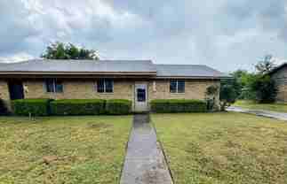 204-206 Romana Circle - Photo 1 of 1