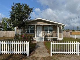 902 Arkansas Ave - Photo 1 of 1