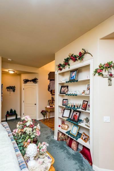 2880 E 380 N - Photo 3 of 34