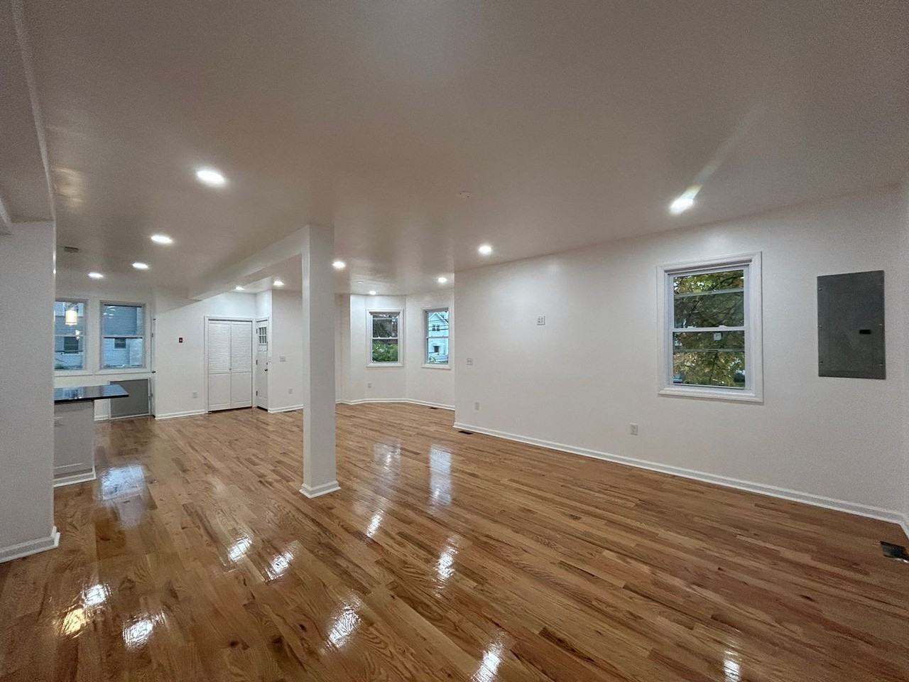 1228 9th Ave - Photo 3 of 27